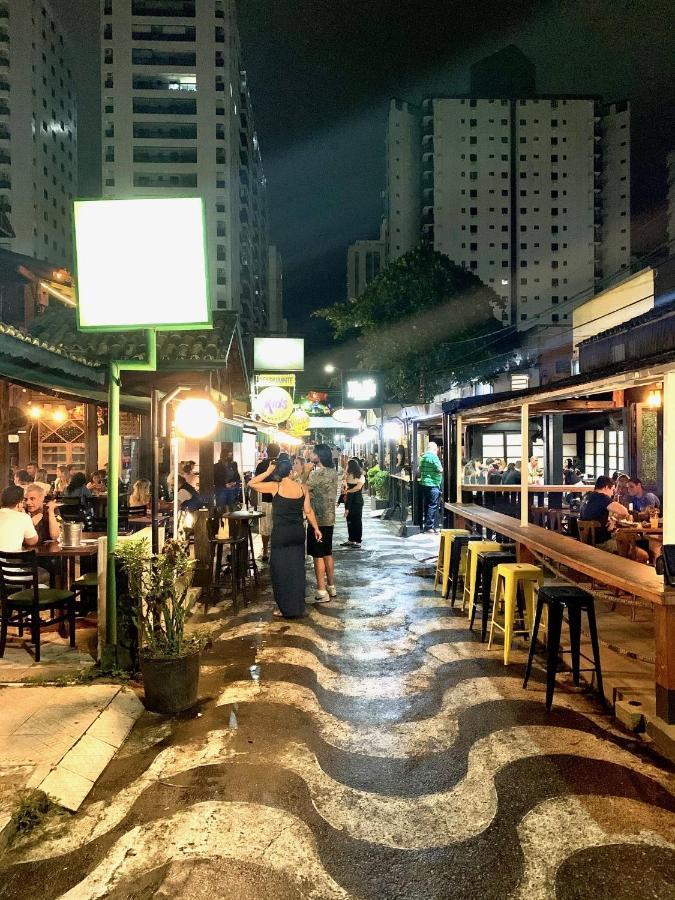 Pitangueiras Guarujá Apto com garagem Esterno foto